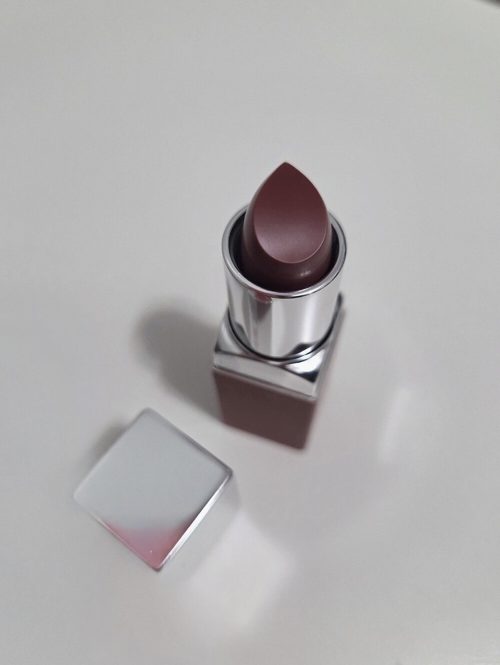 Pop Matte Lip Colour + Primer Lipstick